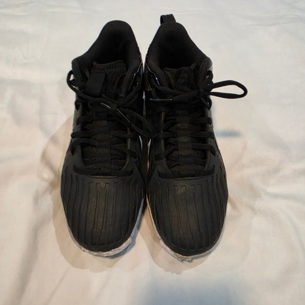 Nike Football Cleats Men Size 7 Black Silver Good Alpha Men Mid Top Cleats